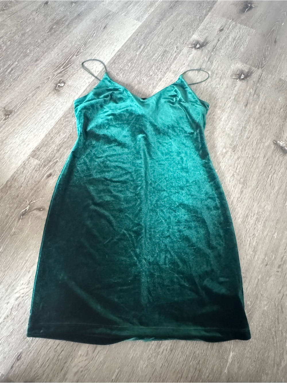 Forever 21 Emerald Green Crushed Velvet Mini Slip Dress - Size Medium